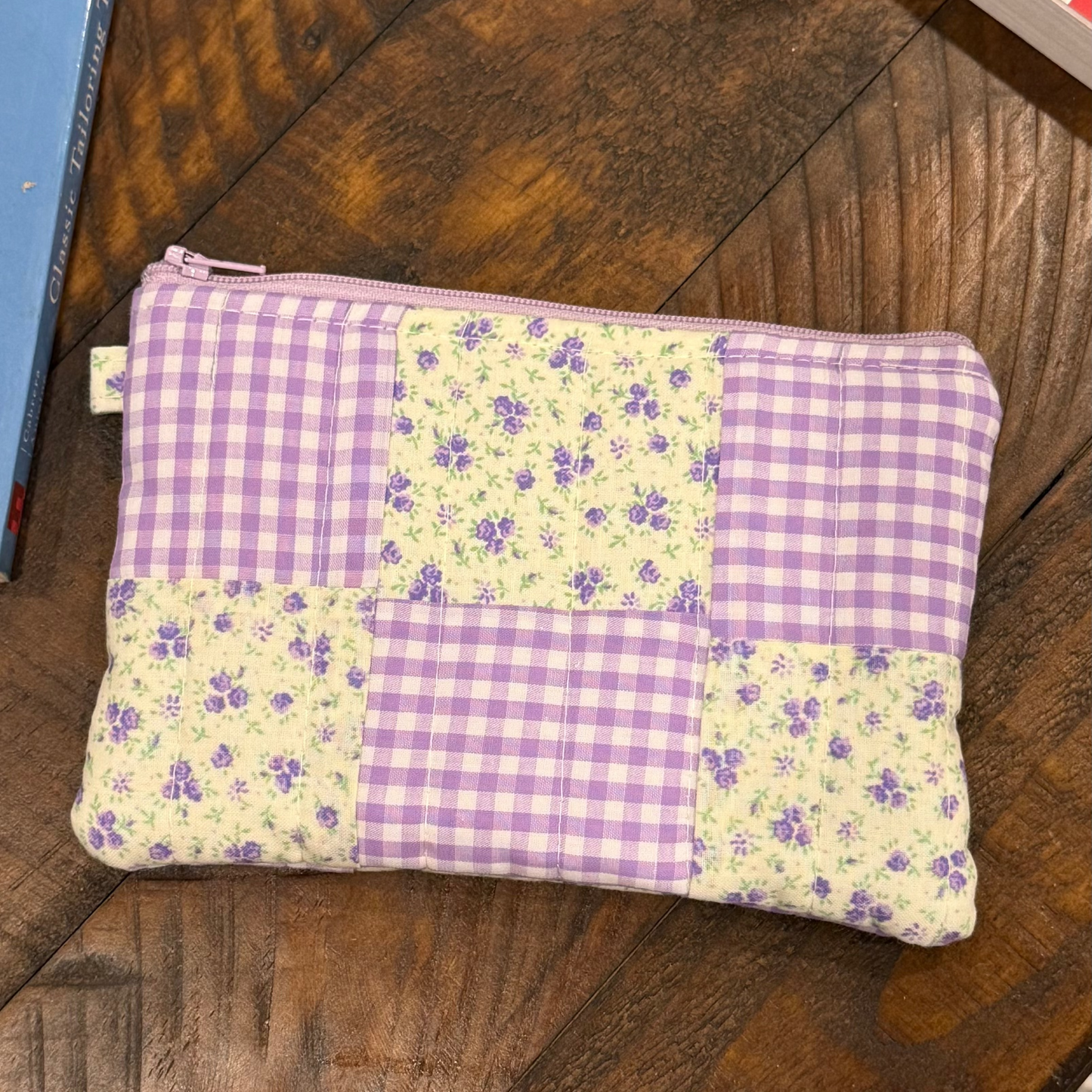 Daisy/ Gingham Patchwork Quilted Pouch