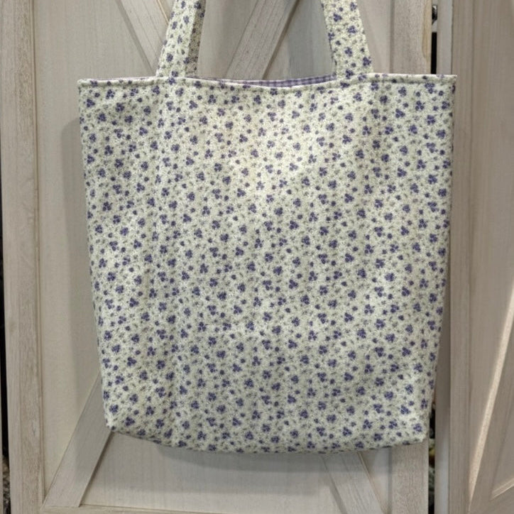 Everyday Quilted Daisy Tote