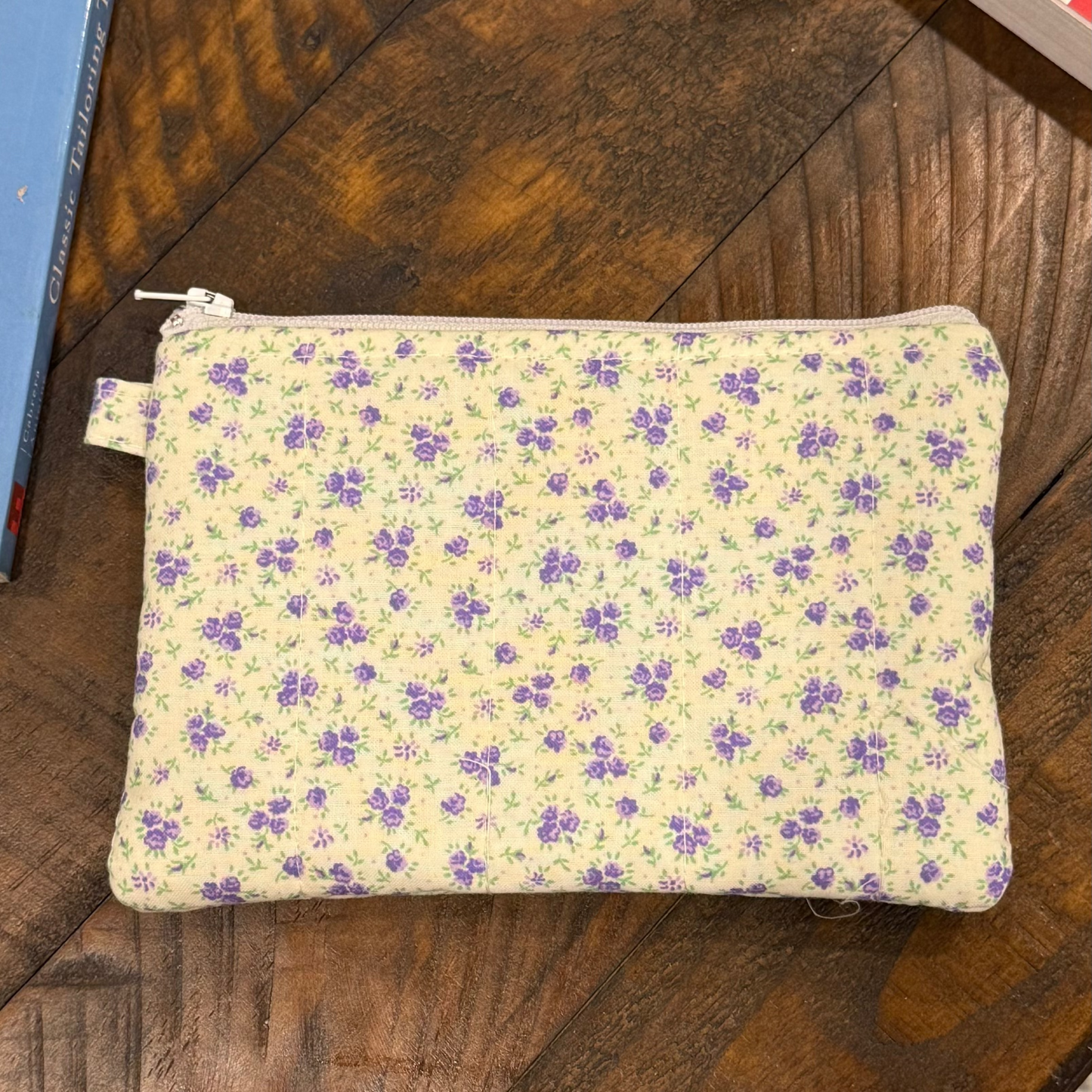 Daisy Quilted Pouch